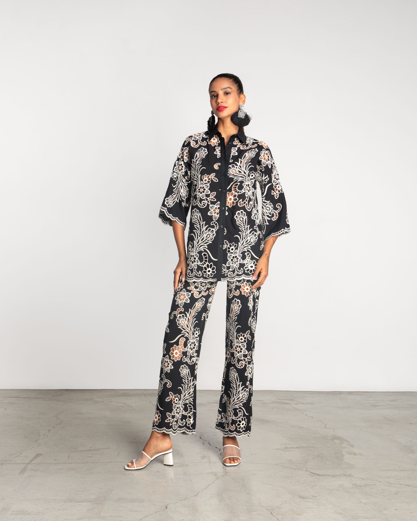 Tiffany Embroidered Shirt - Black - Image 2