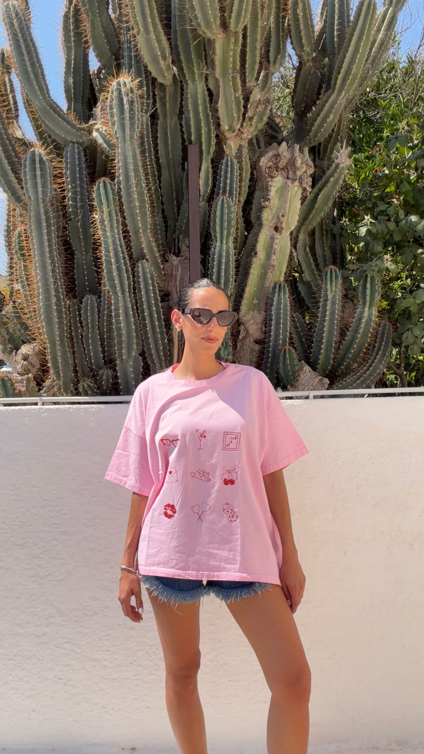 Pins T-Shirt Pink Unisex